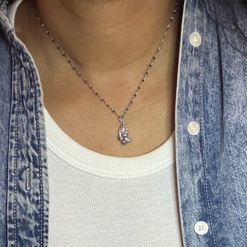 Pray Without Ceasing Necklace Platinum 🙏🏽 - Picture 3 of 5
